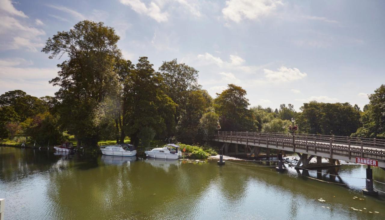 Hotel The Swan, Streatley, Berkshire Streatley  Exterior foto